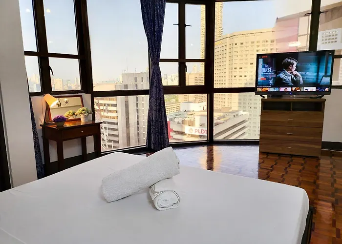 Bright Makati Glass View By Greenbelt Apartment